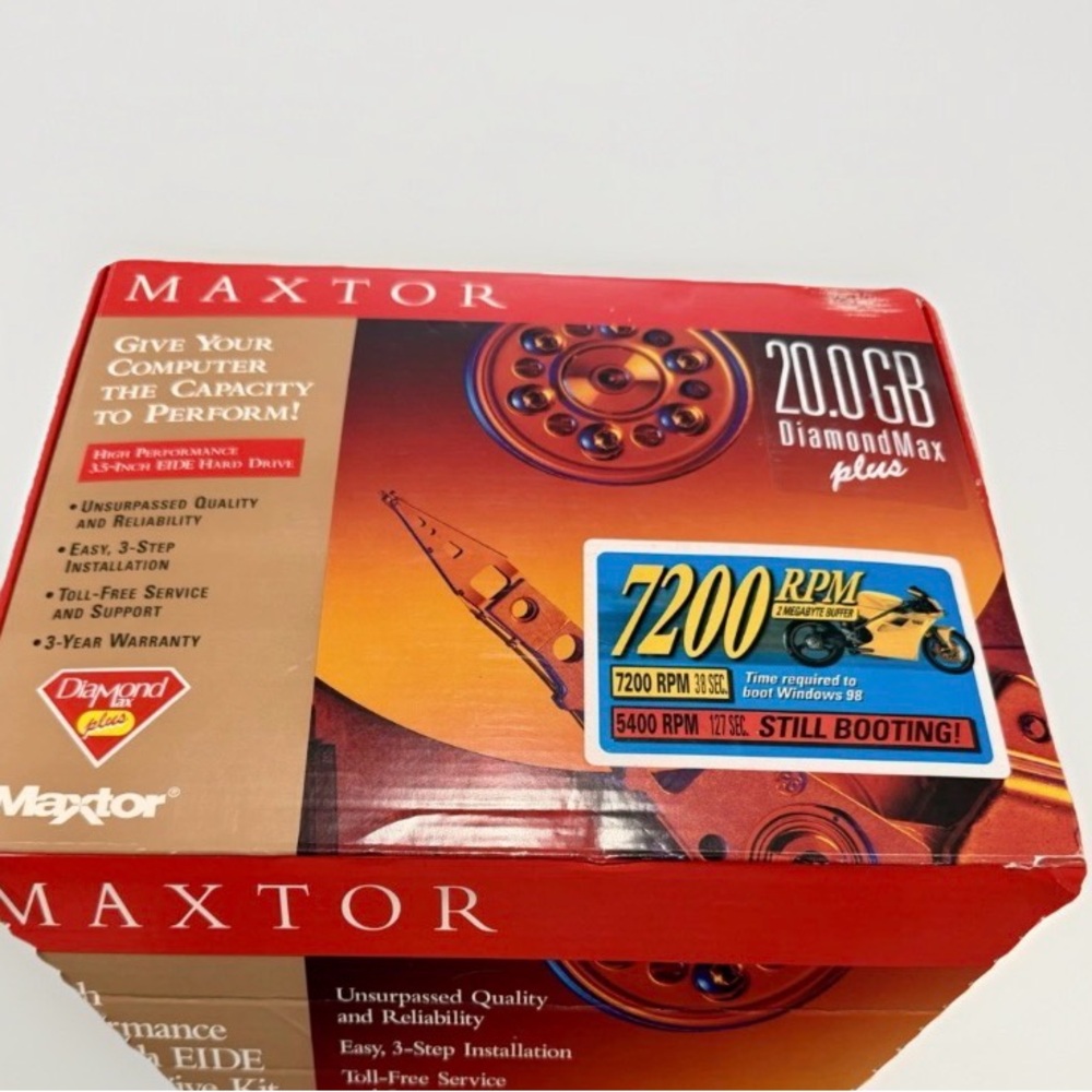 MAXTOR DIAMONDMAX PLUS 3.5" IDE 20.0 GB HARD DRIVE Kit NEW Open Box